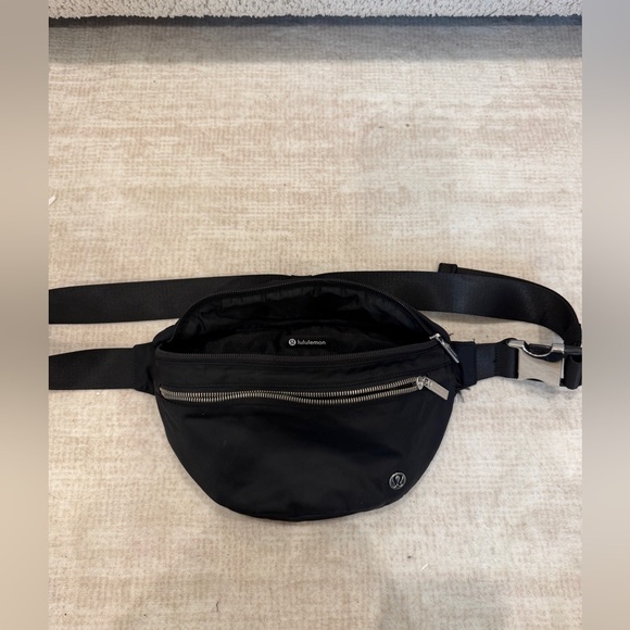 lululemon athletica Handbags - lululemon athletica Black Belt Bag with Silver Zipper